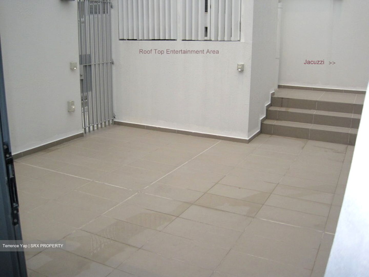 The Lakefront Residences (D22), Condominium #491532011